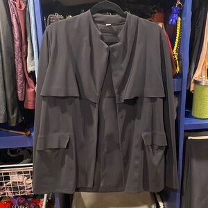 Lululemon black blazer loose fit pockets